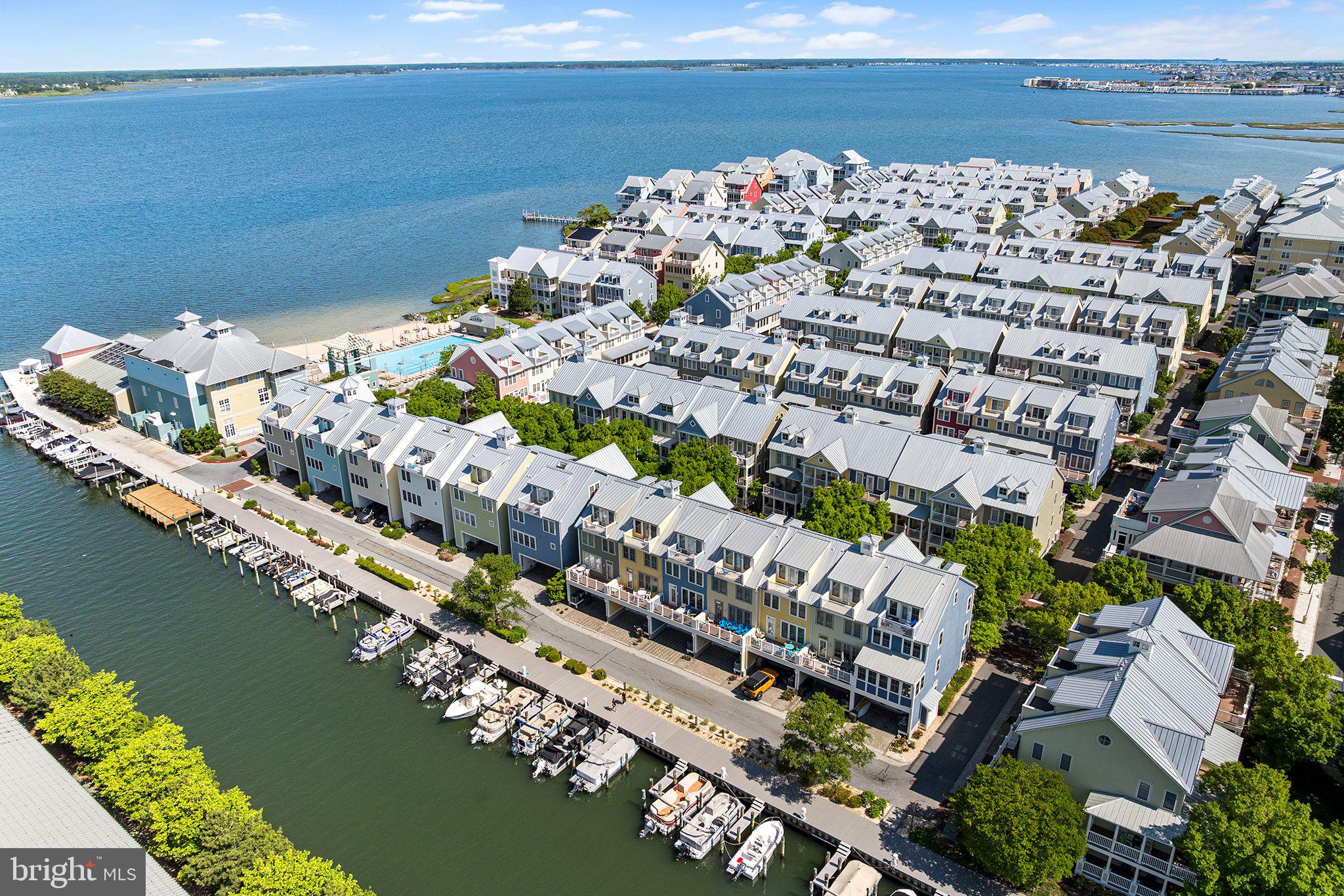 43 Island Edge Dr