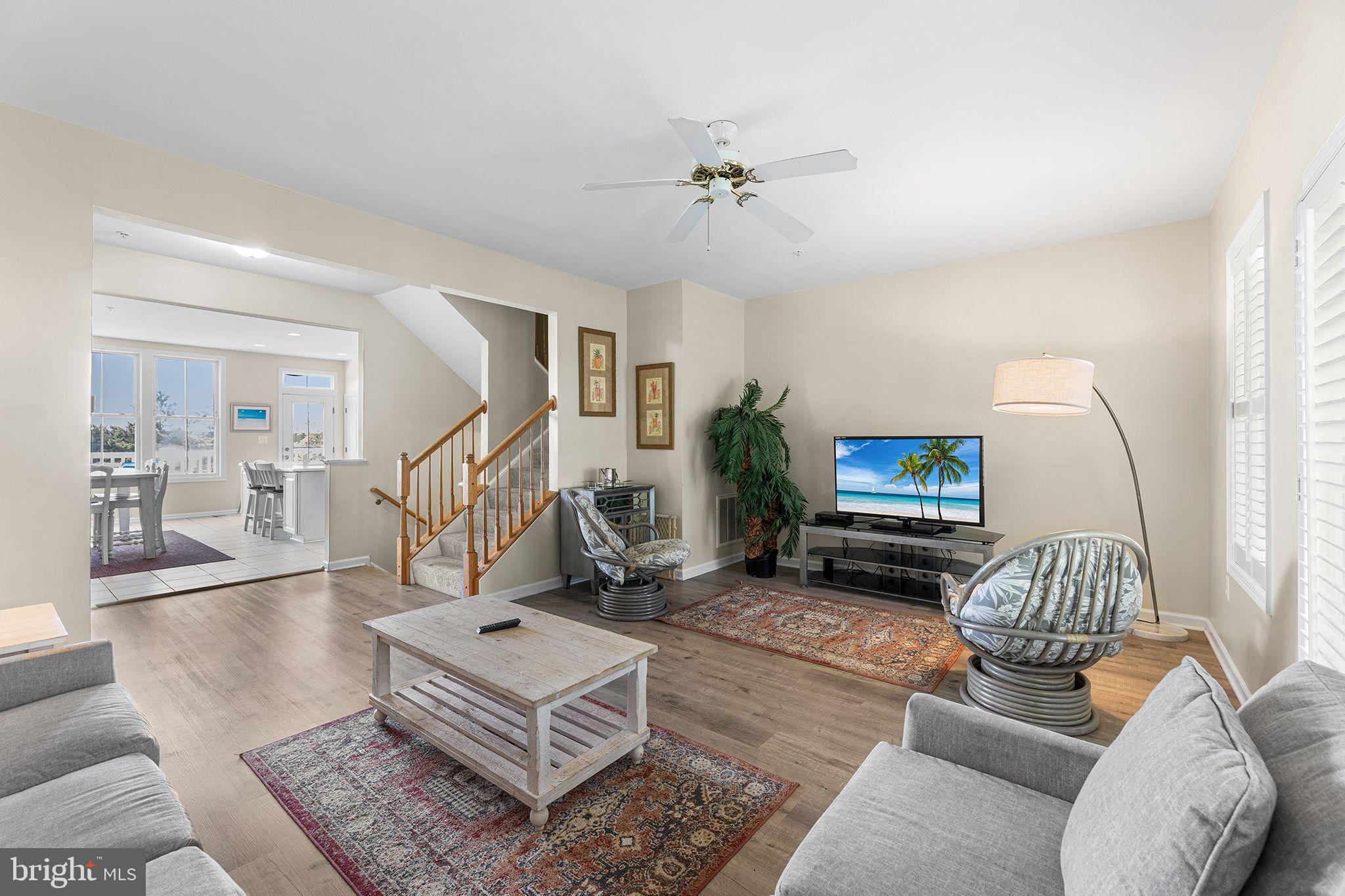 43 Island Edge Dr