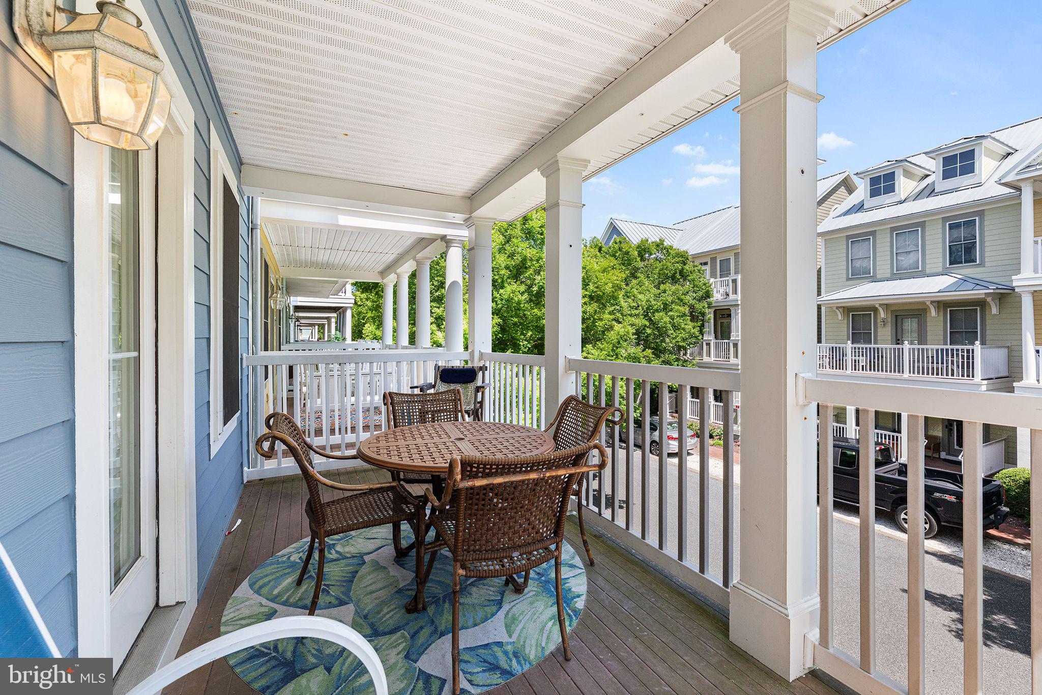 43 Island Edge Dr