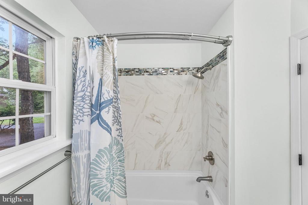 74 Bramblewood Dr