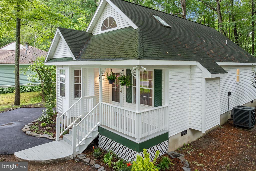 74 Bramblewood Dr