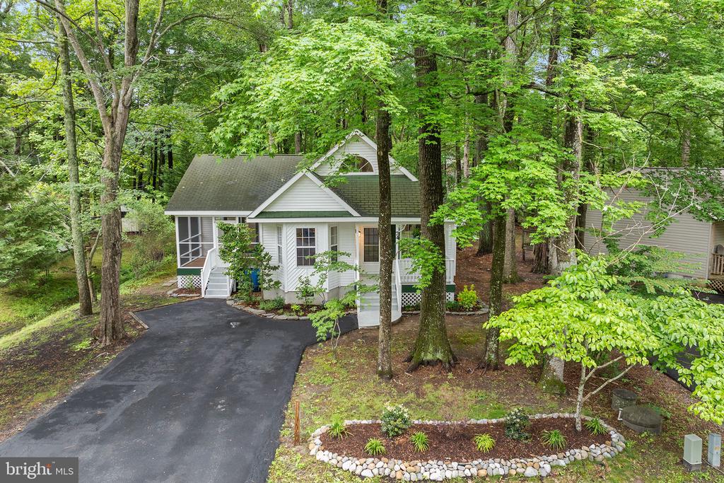 74 Bramblewood Dr