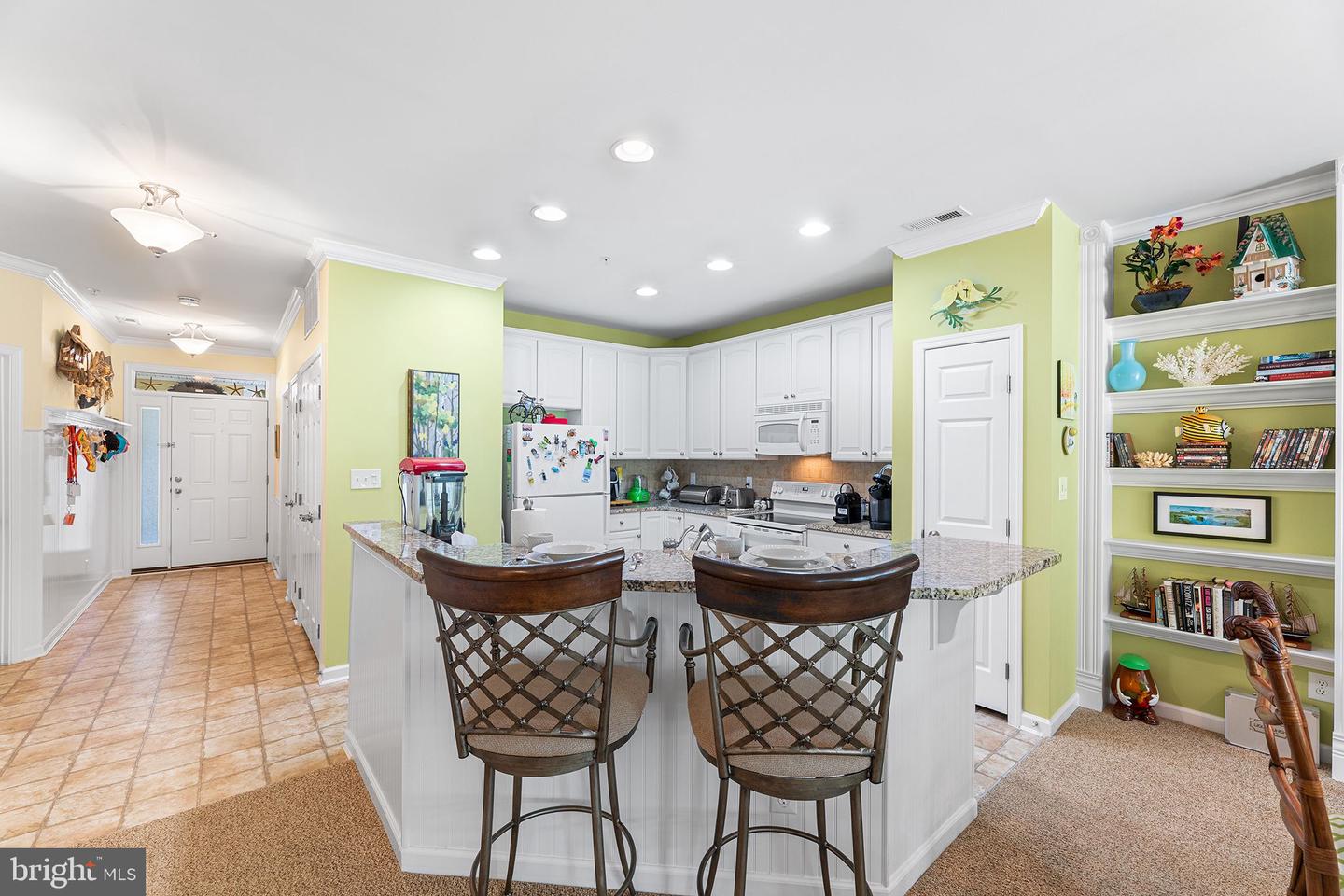 35 Fountain Dr W #2a