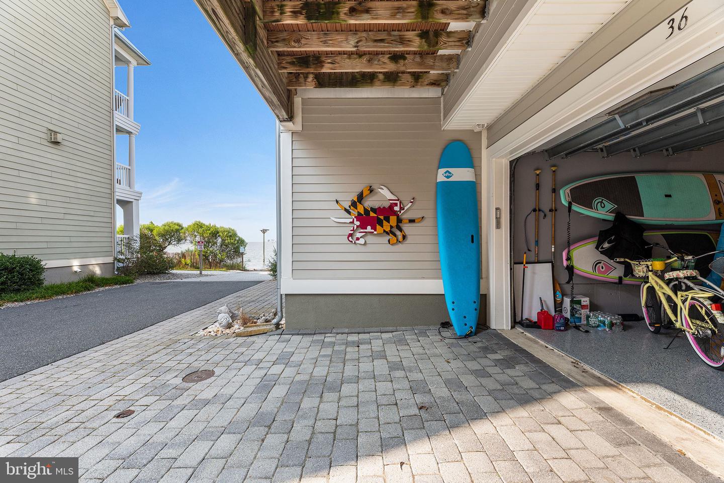 36 Canal Side Mews W