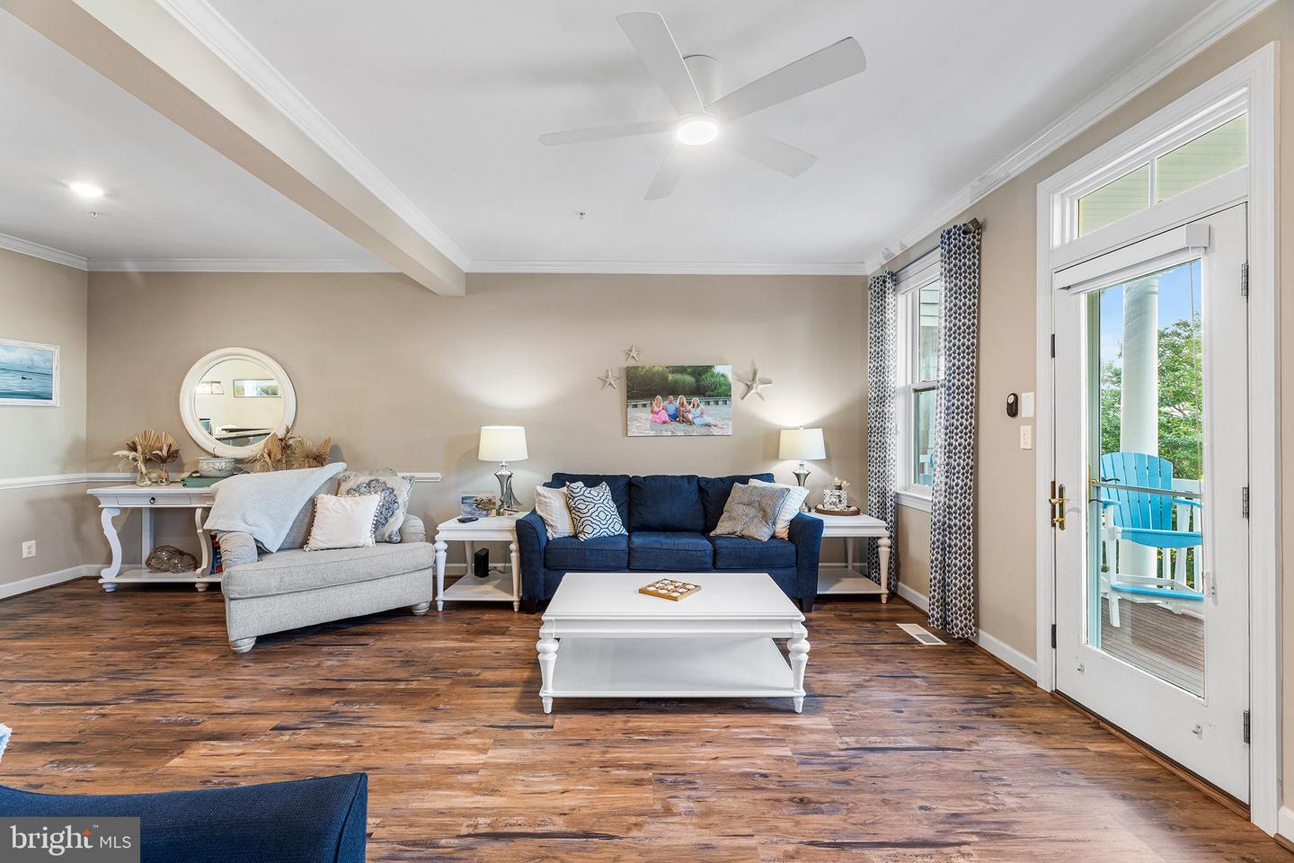 36 Canal Side Mews W
