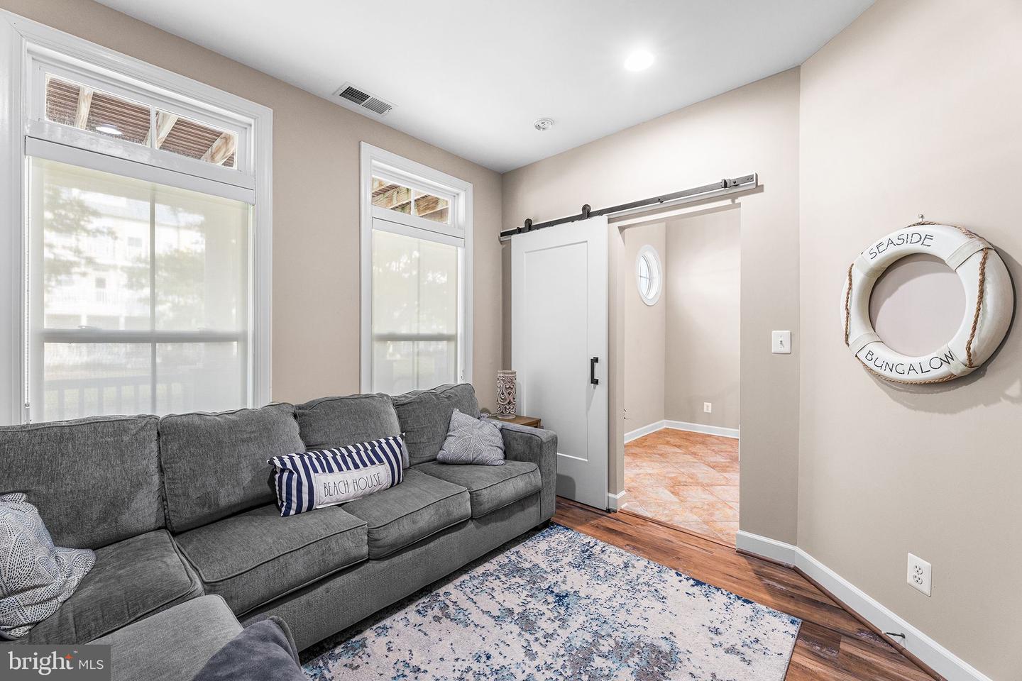 36 Canal Side Mews W