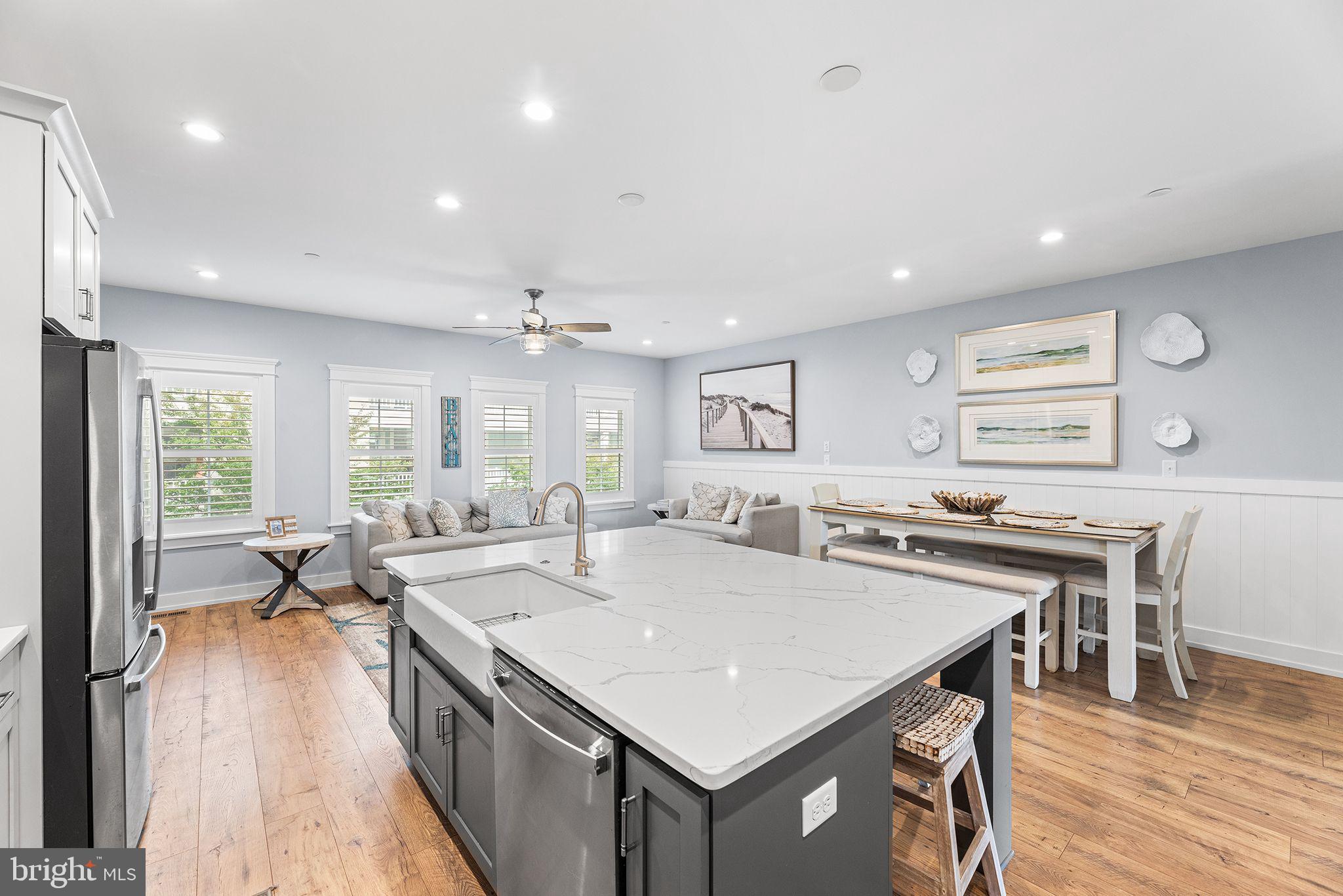 1 SUNSET ISLAND DRIVE D