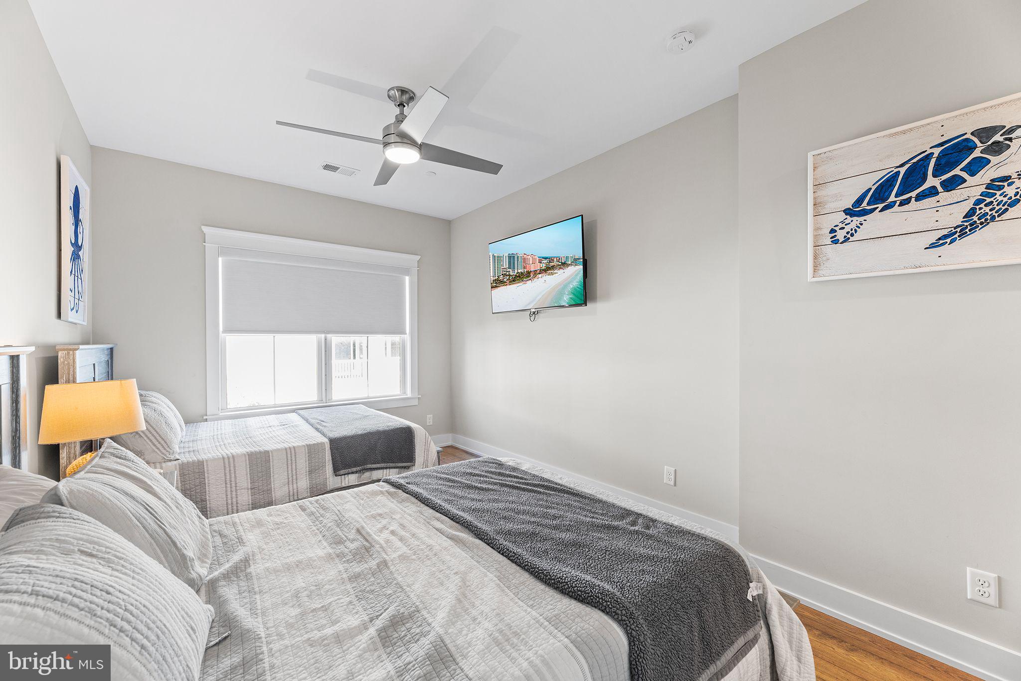 1 SUNSET ISLAND DRIVE D