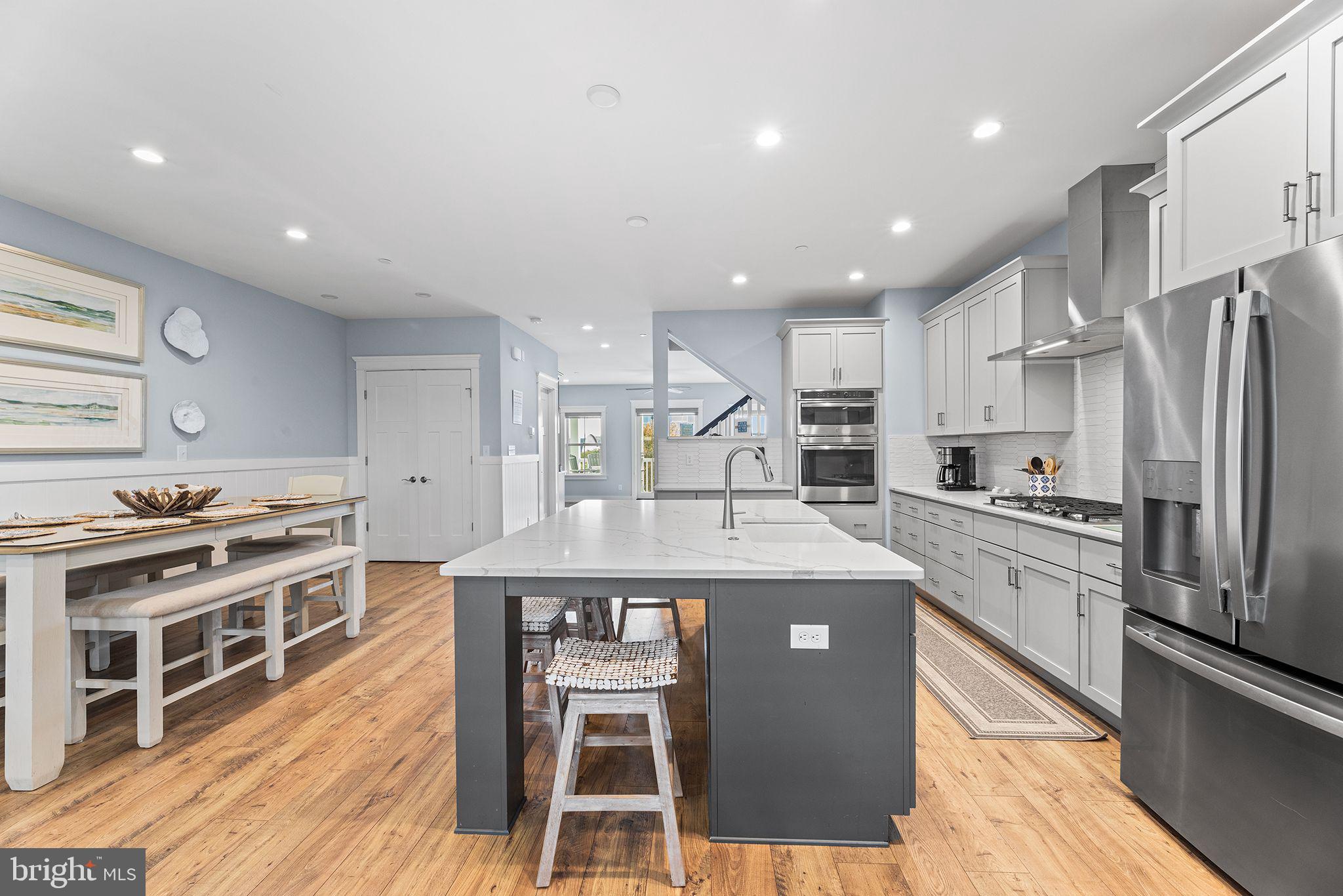 1 SUNSET ISLAND DRIVE D