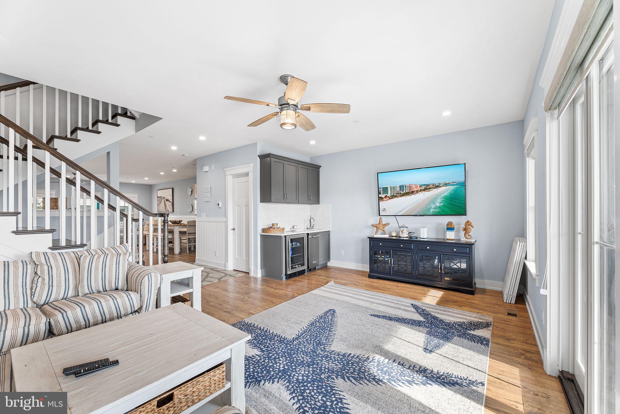 1 SUNSET ISLAND DRIVE D