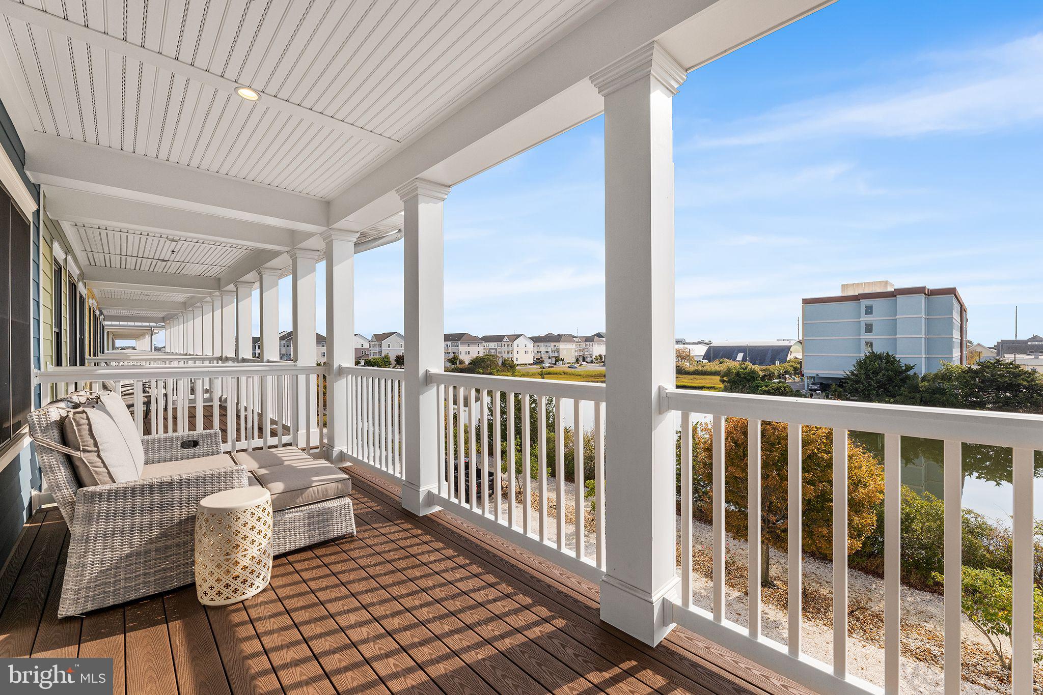 1 SUNSET ISLAND DRIVE D