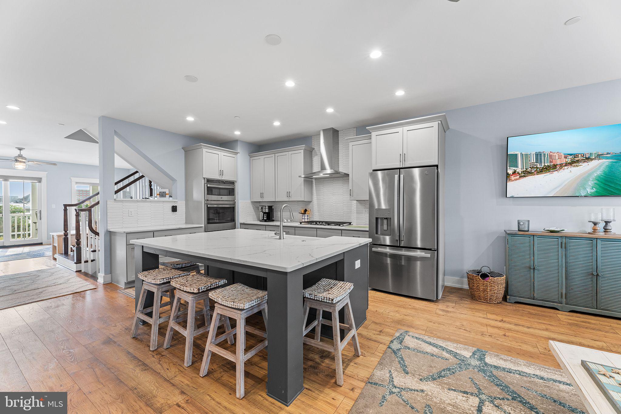 1 SUNSET ISLAND DRIVE D