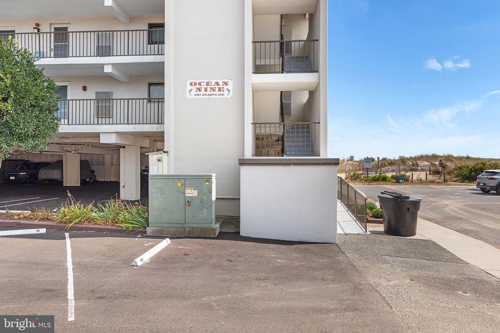 5301 ATLANTIC AVENUE 3M