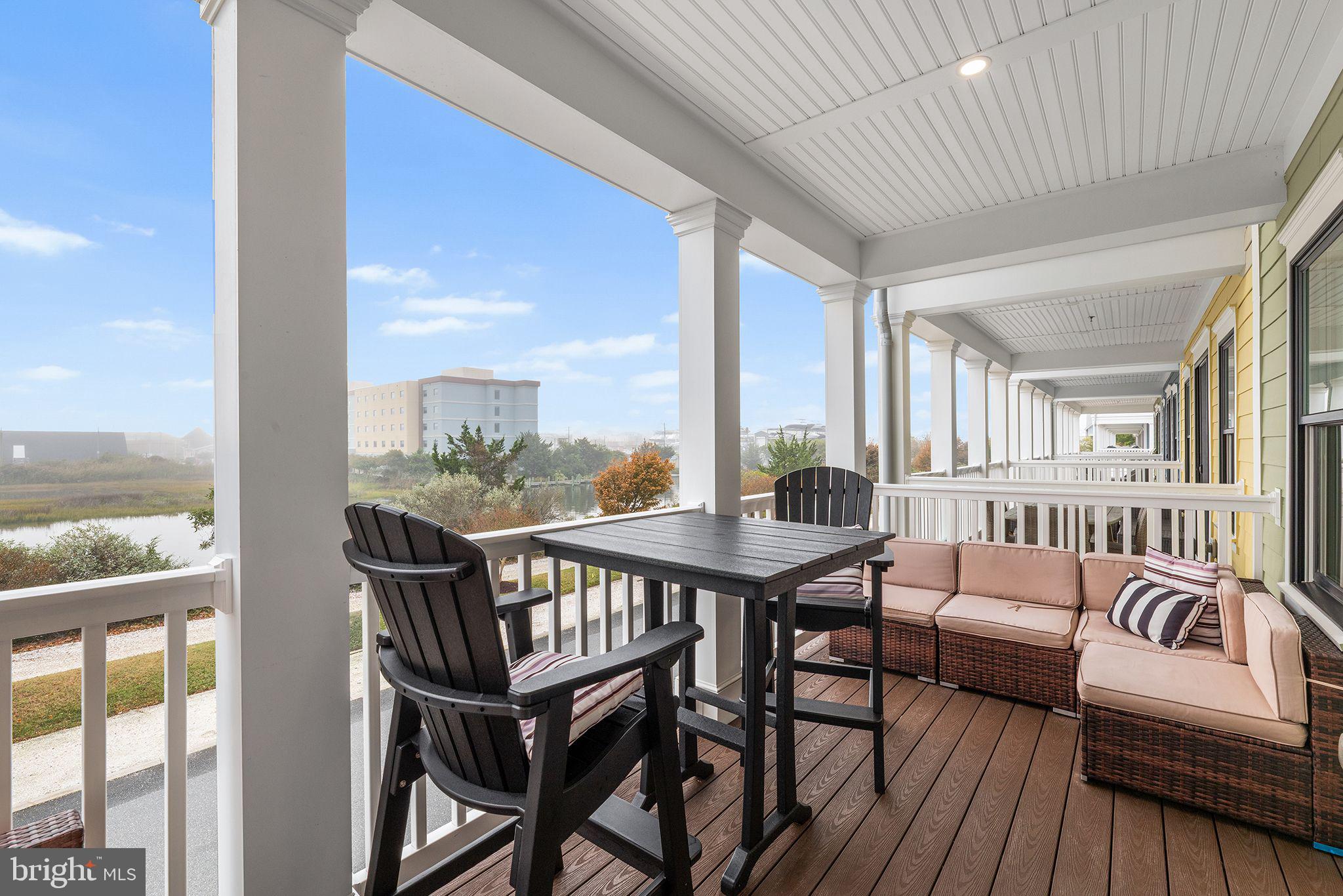 3 SUNSET ISLAND DRIVE D