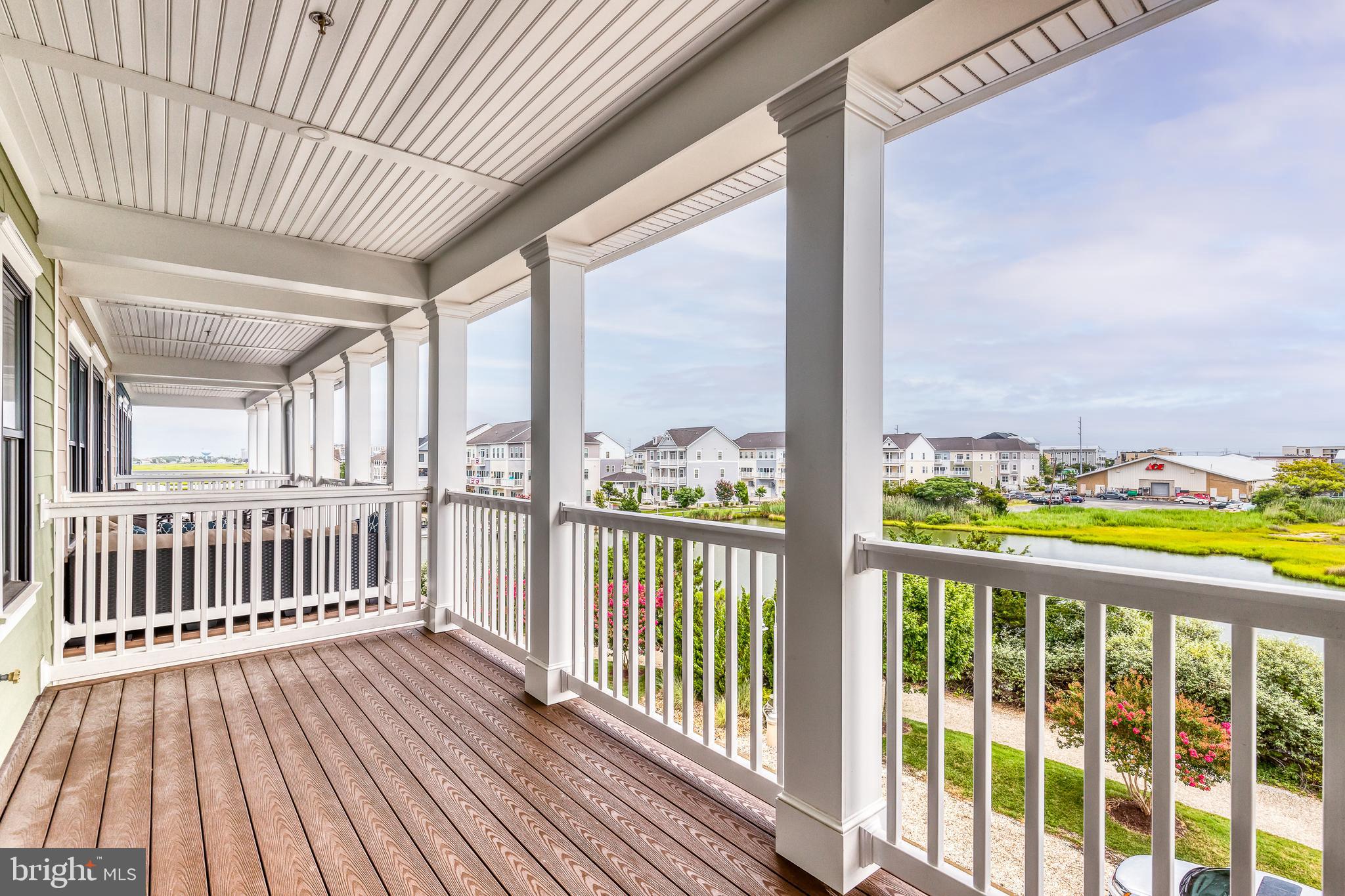 3 SUNSET ISLAND DRIVE D