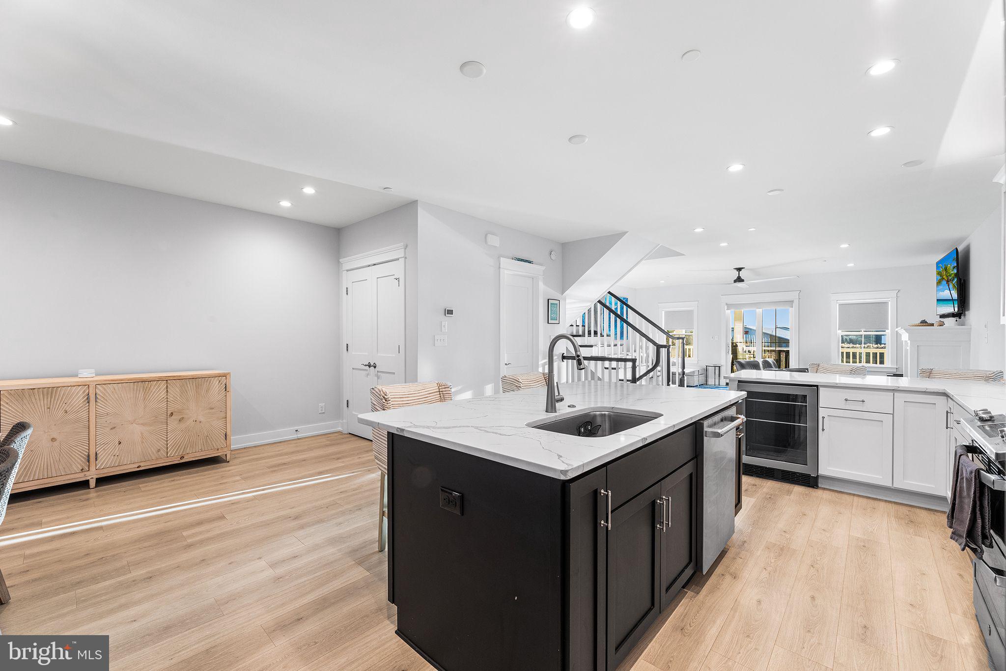 3 SUNSET ISLAND DRIVE D