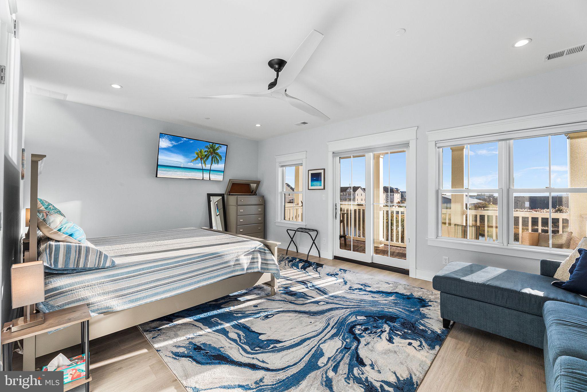 3 SUNSET ISLAND DRIVE D