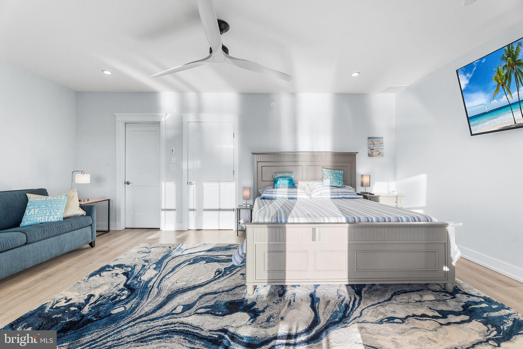 3 SUNSET ISLAND DRIVE D