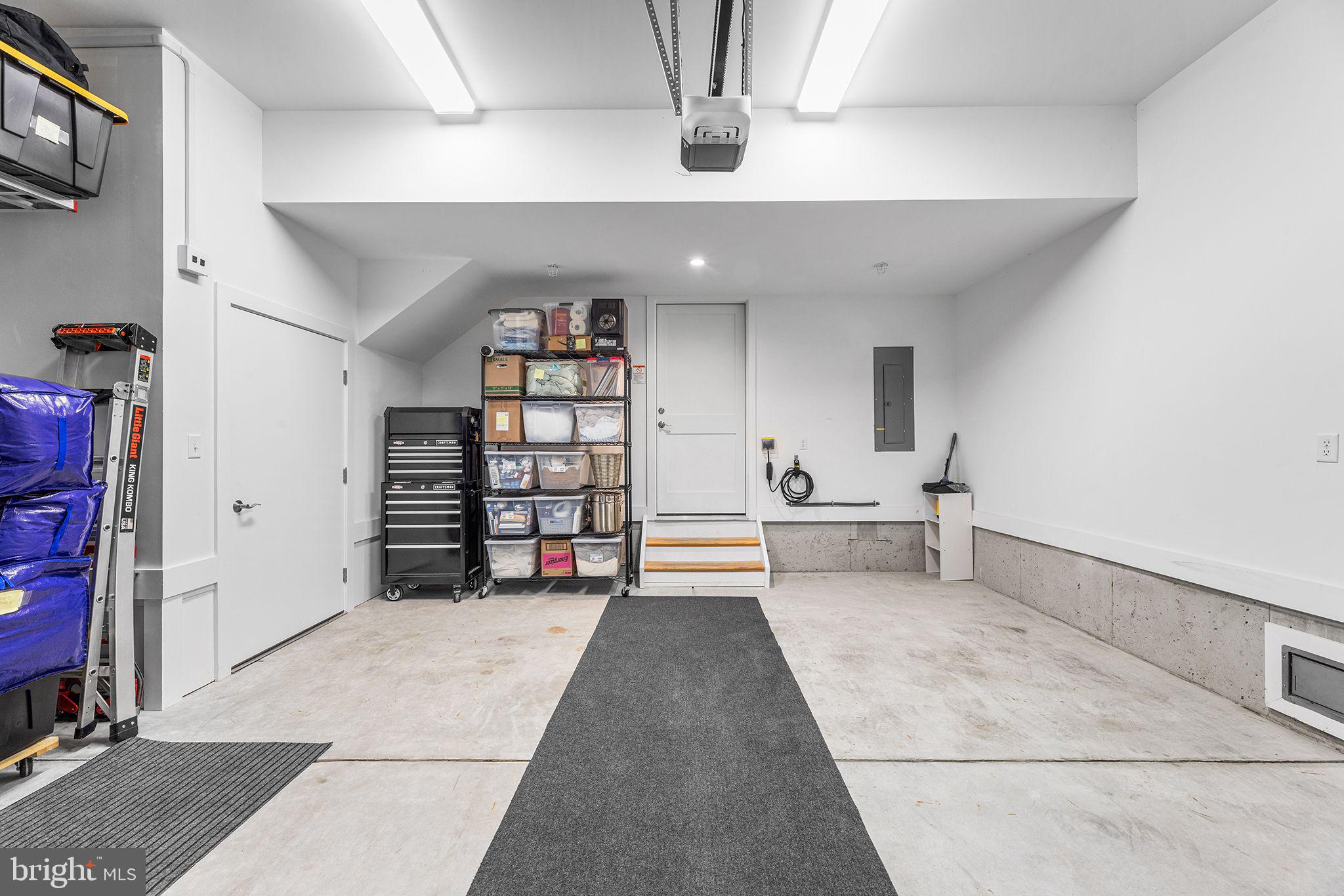 3 SUNSET ISLAND DRIVE D