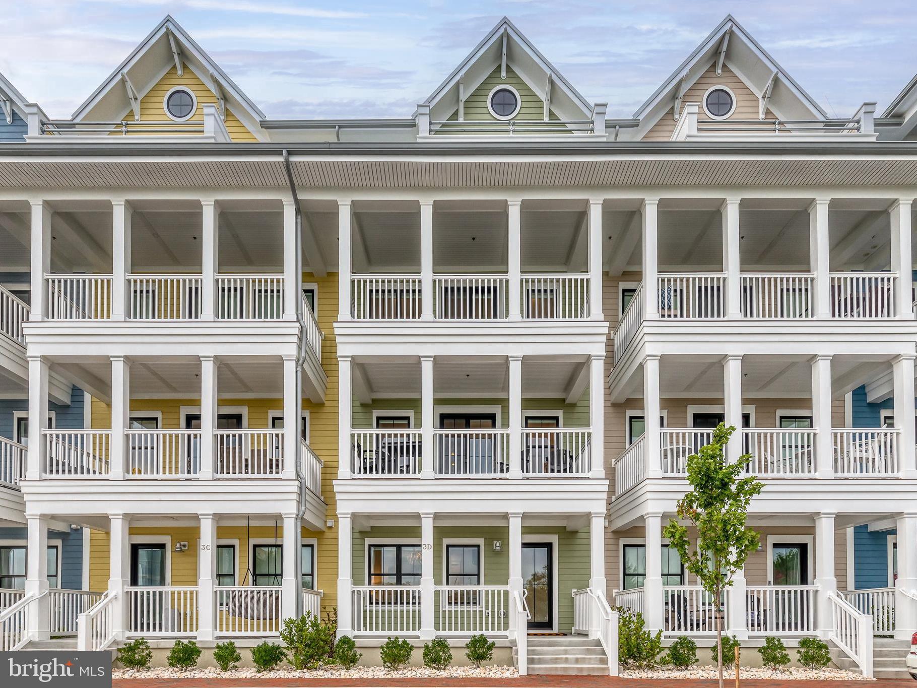 3 SUNSET ISLAND DRIVE D