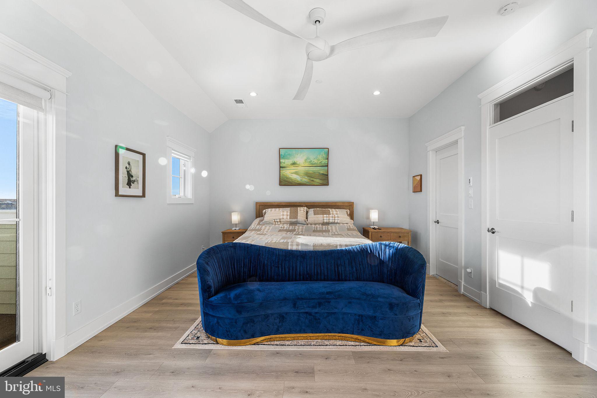 3 SUNSET ISLAND DRIVE D