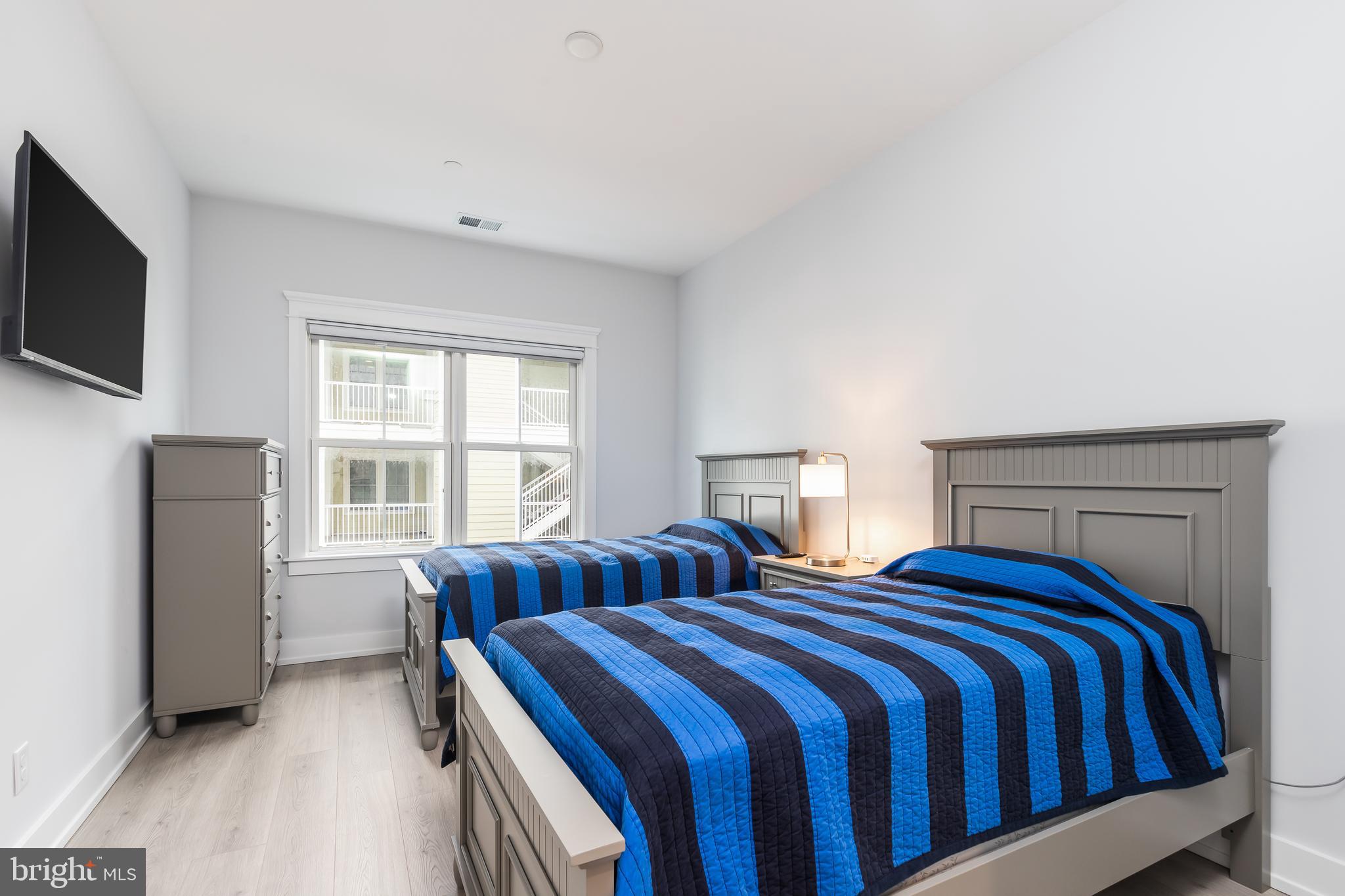 3 SUNSET ISLAND DRIVE D