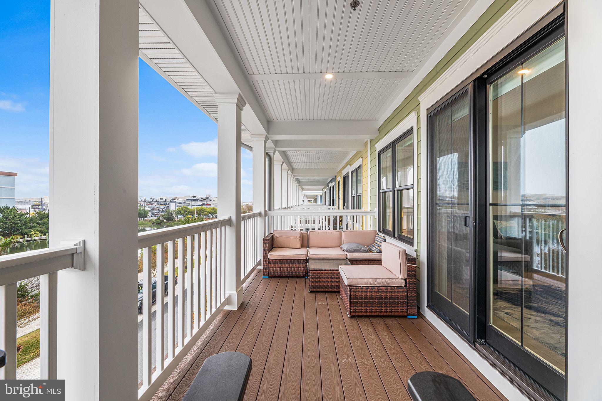 3 SUNSET ISLAND DRIVE D