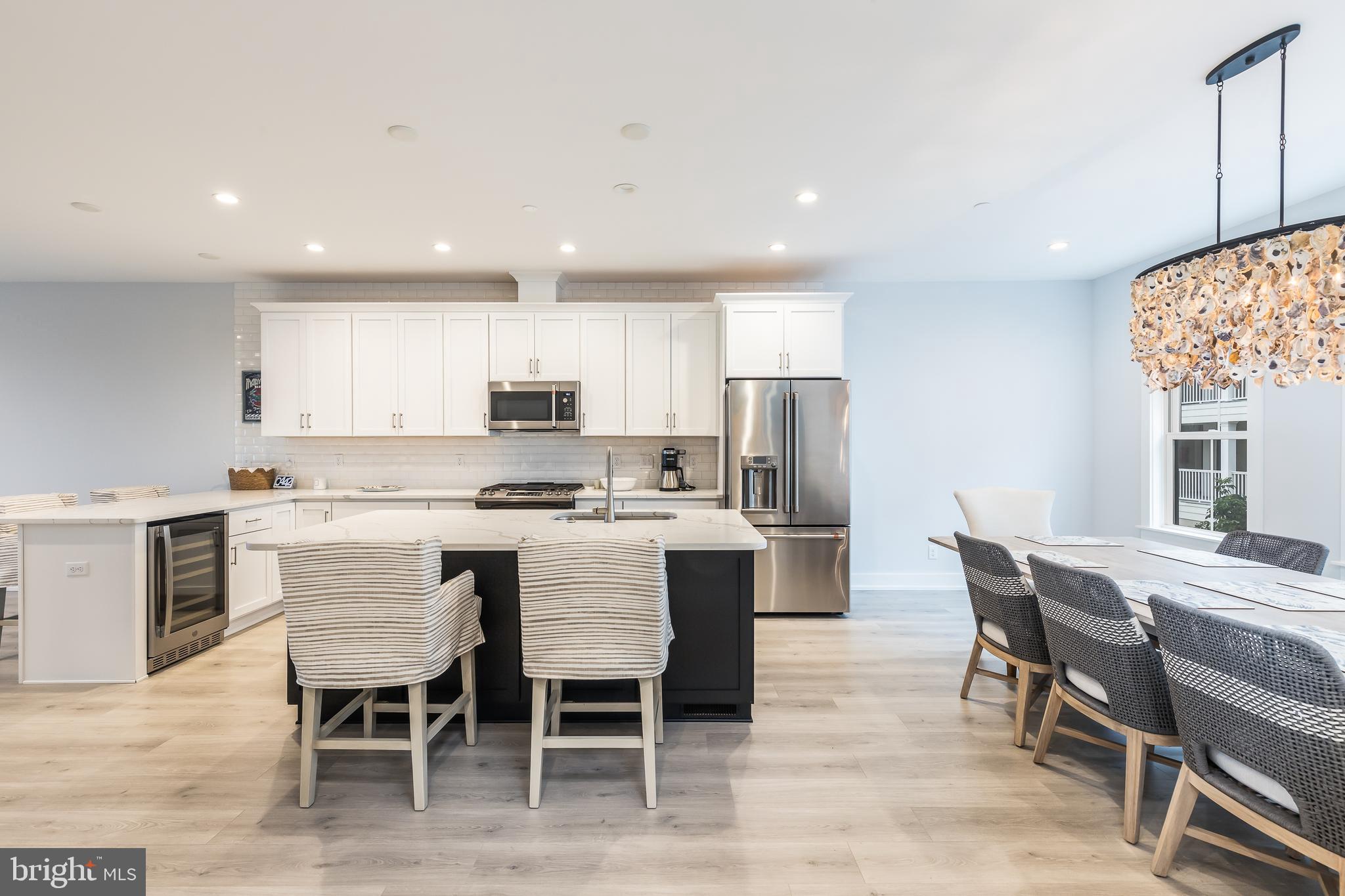 3 SUNSET ISLAND DRIVE D