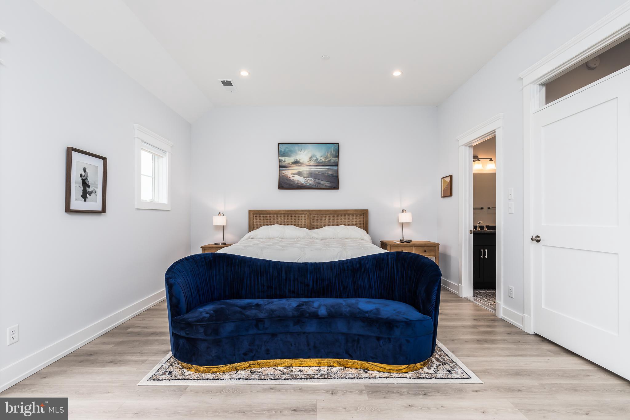 3 SUNSET ISLAND DRIVE D