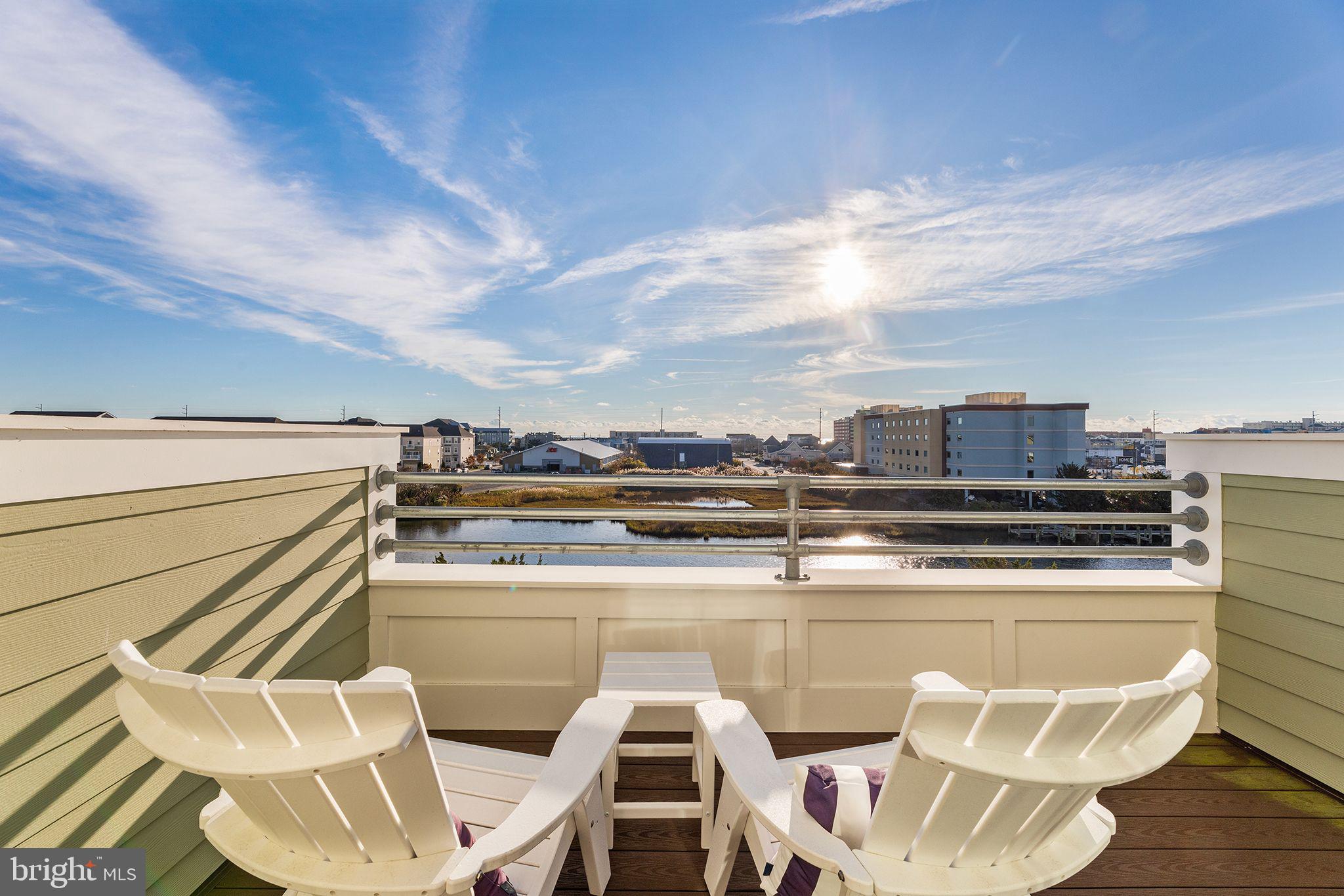 3 SUNSET ISLAND DRIVE D