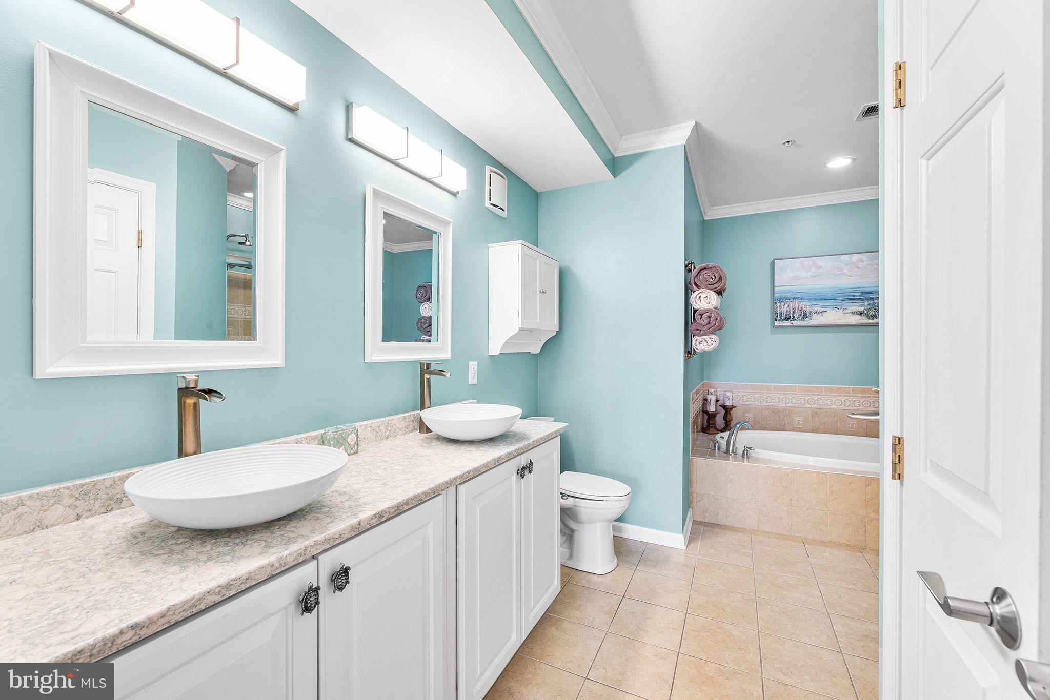 4 HIDDEN COVE WAY 2B