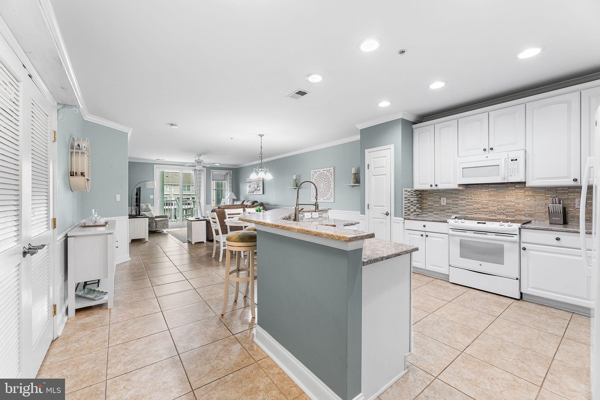 4 HIDDEN COVE WAY 2B