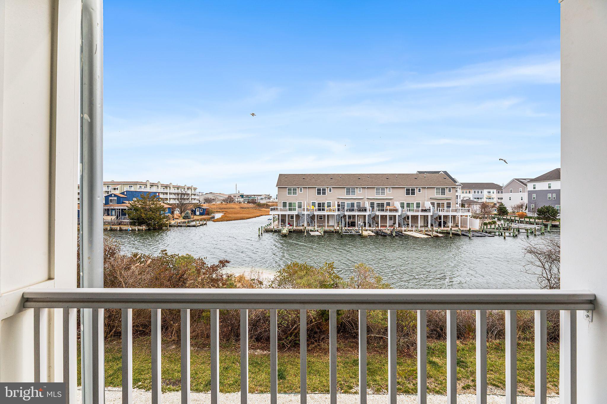 4 HIDDEN COVE WAY 2B