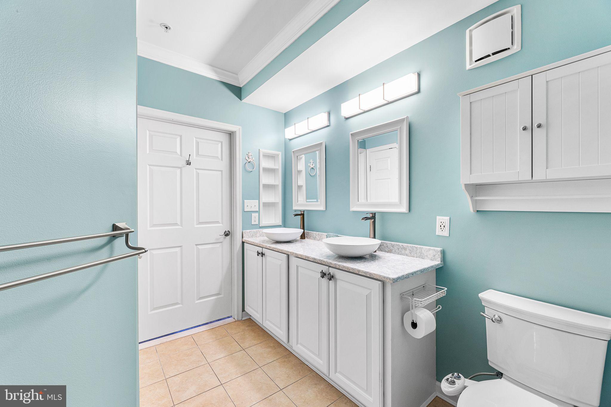 4 HIDDEN COVE WAY 2B