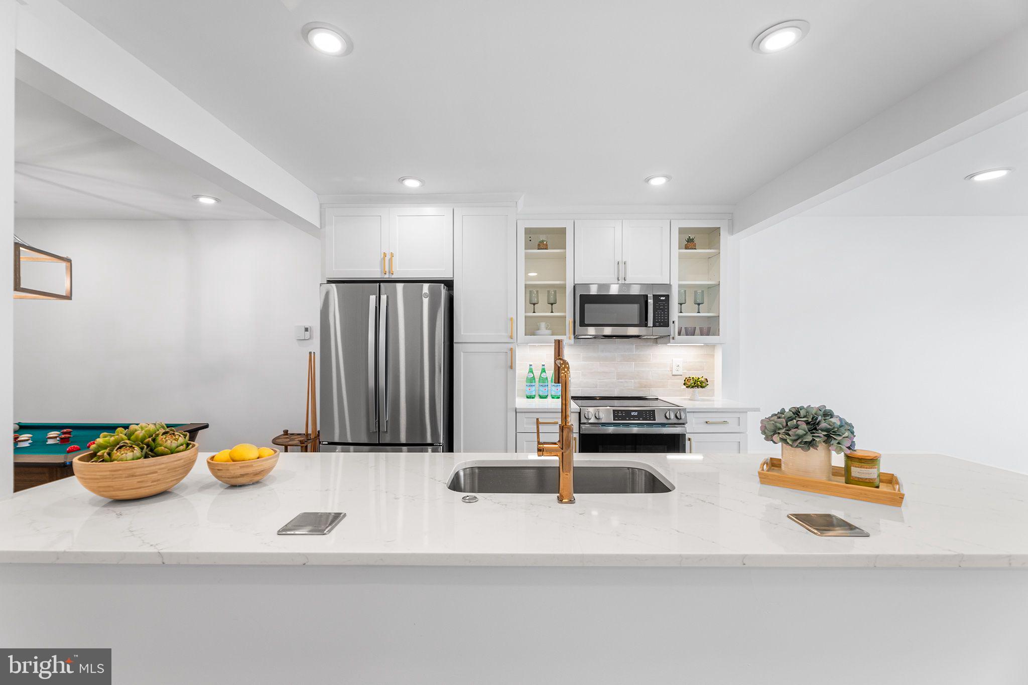 615 SALT SPRAY ROAD 3E