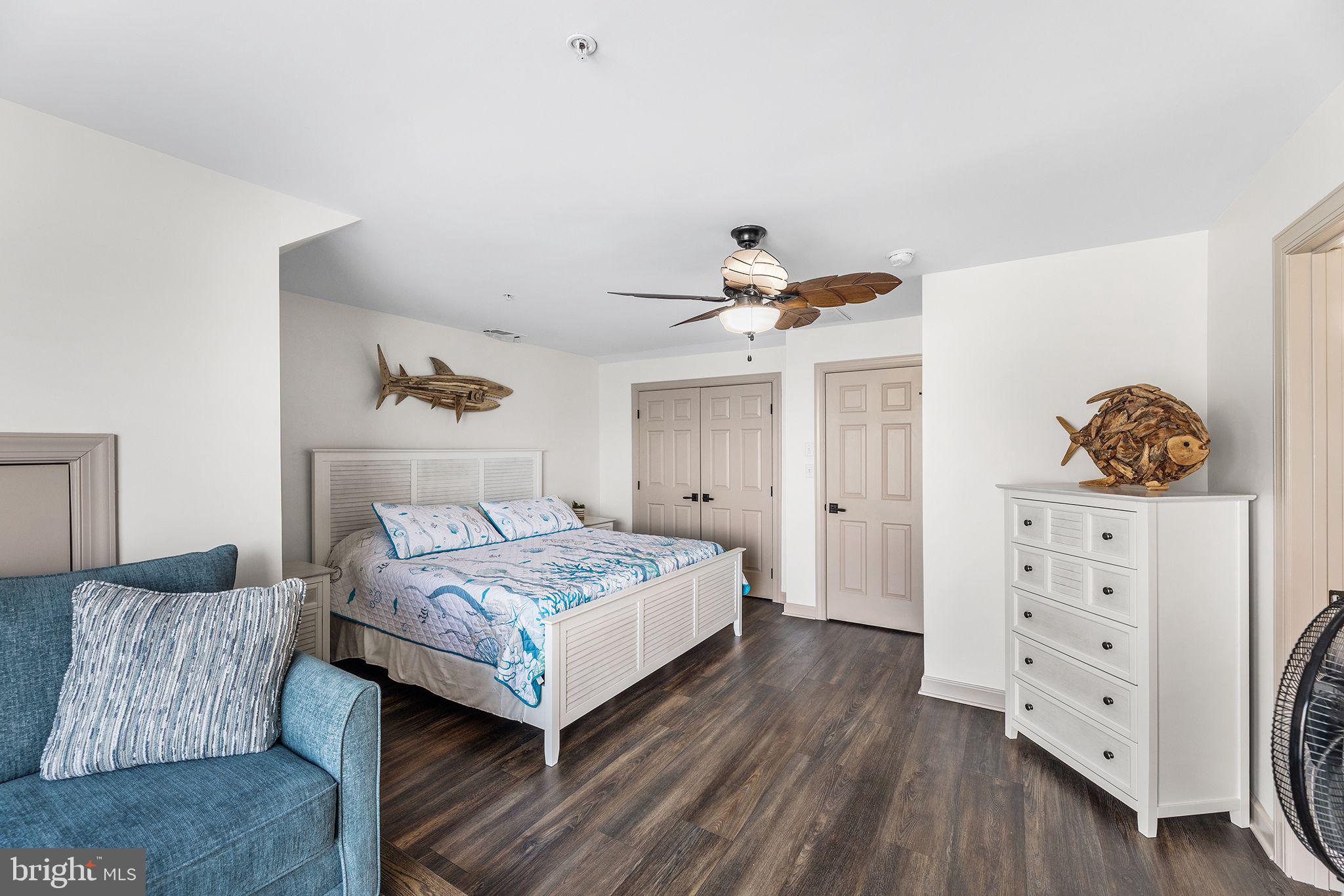 19 FOUNTAIN DRIVE W 19U