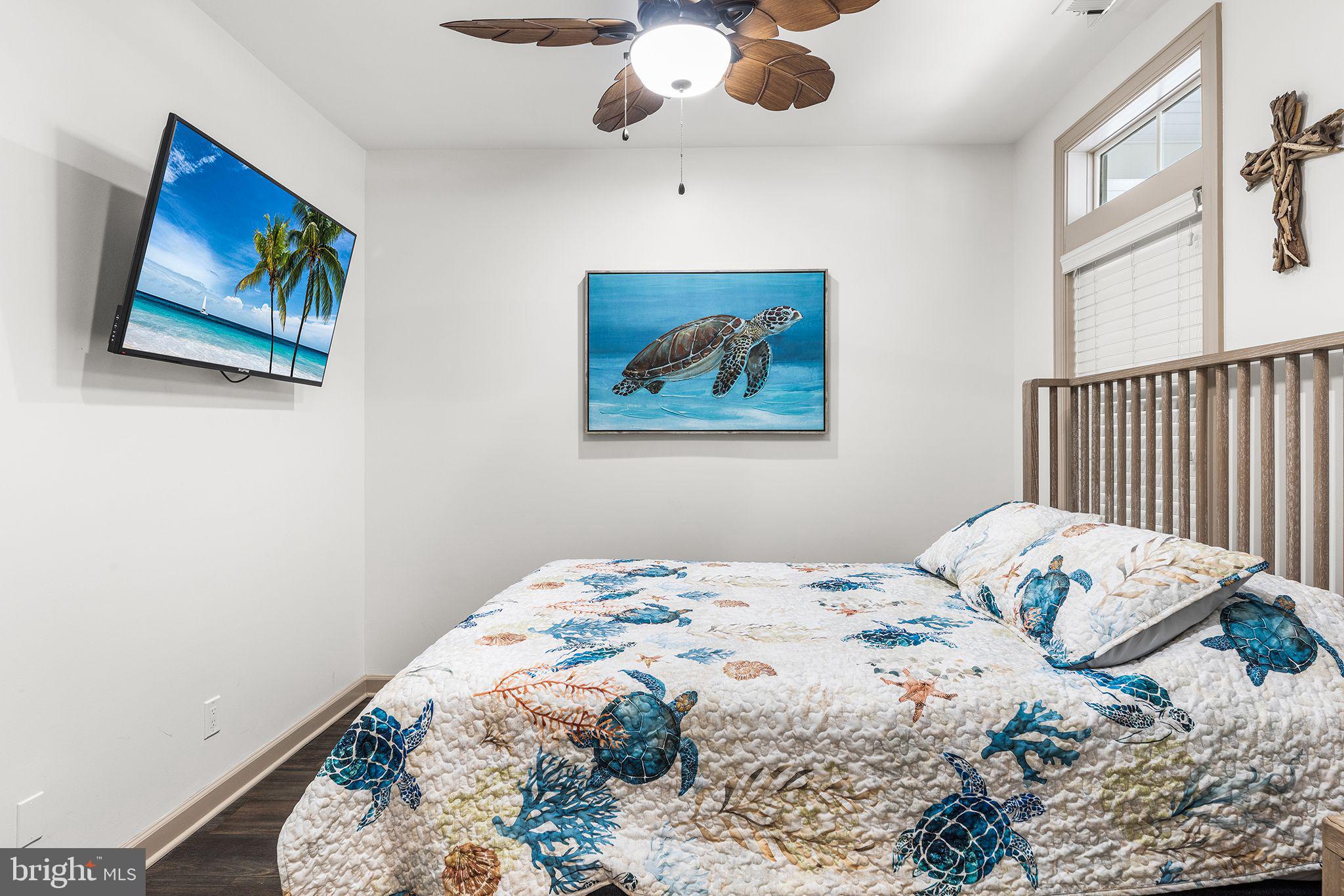 19 FOUNTAIN DRIVE W 19U