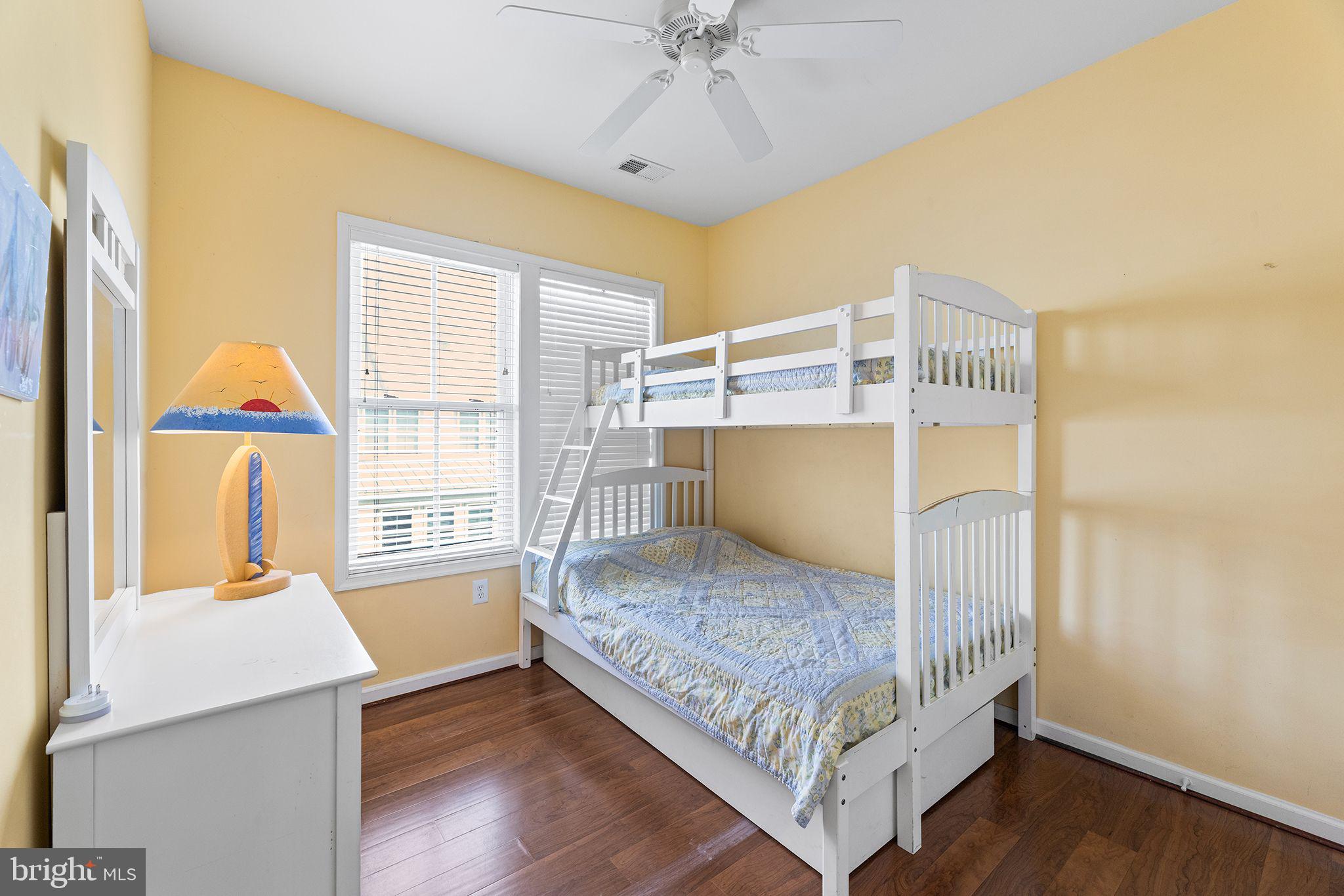 6 BEACH WALK LANE LUT-V