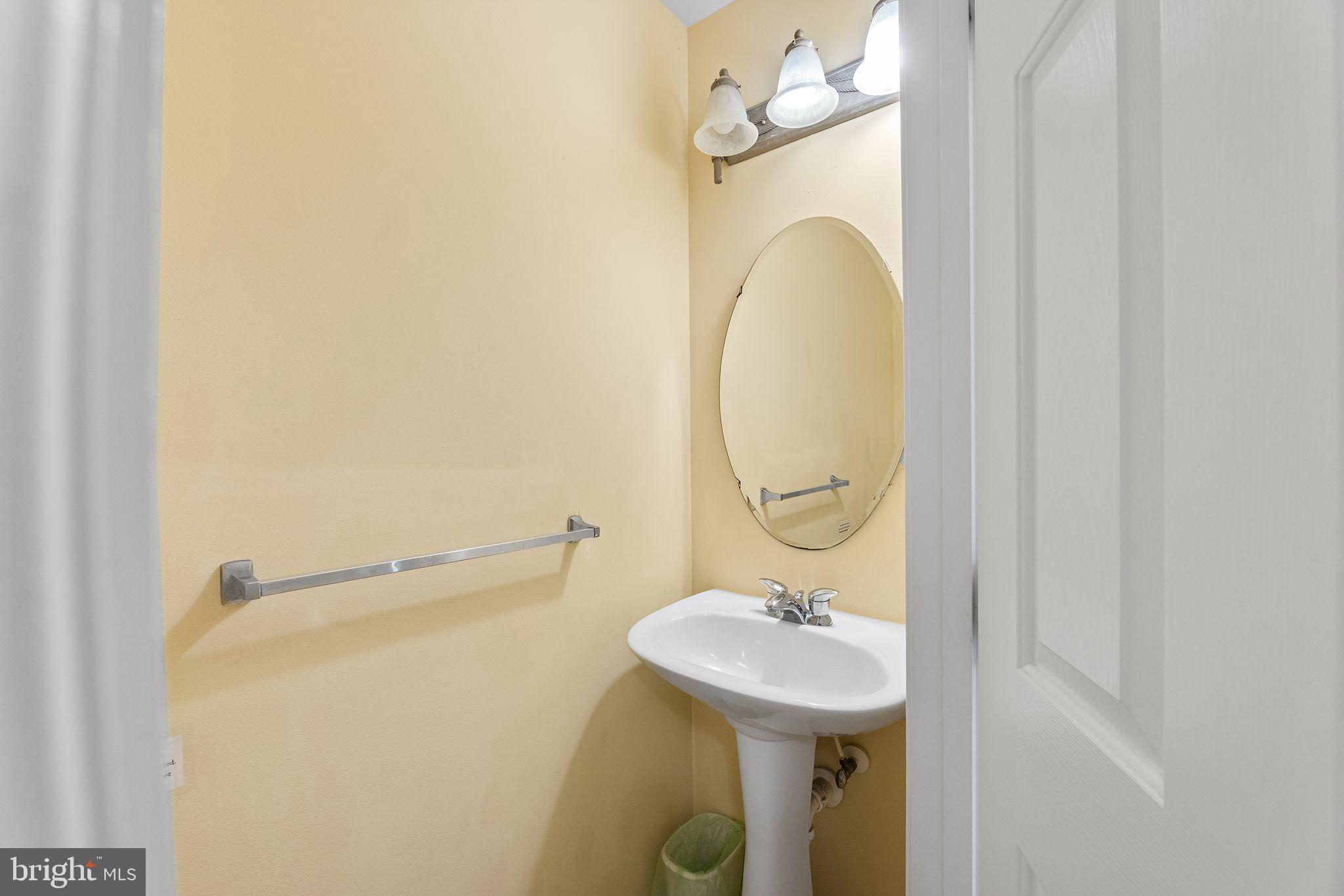 6 BEACH WALK LANE LUT-V