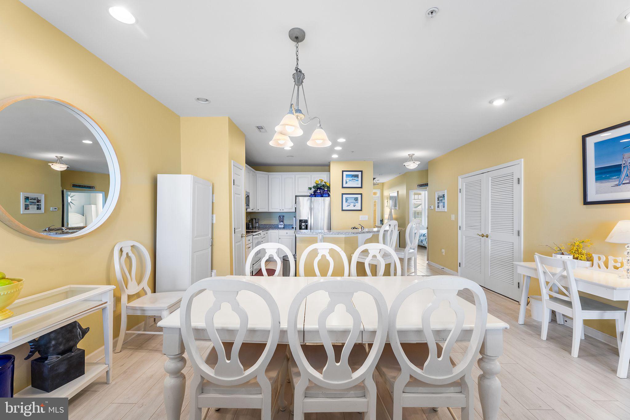 6 HIDDEN COVE WAY 5E