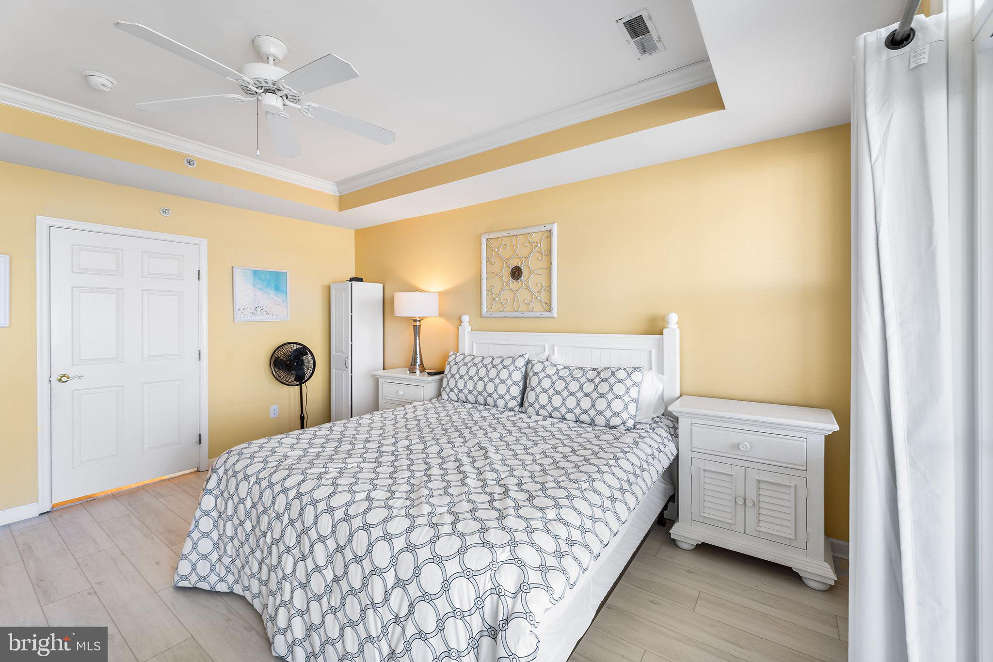 6 HIDDEN COVE WAY 5E