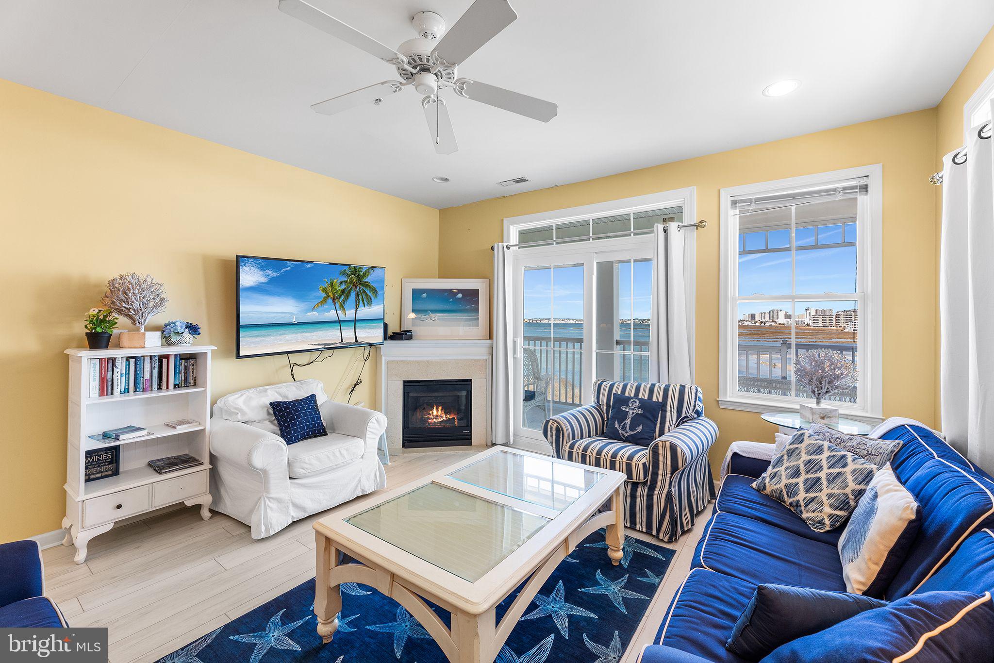 6 HIDDEN COVE WAY 5E