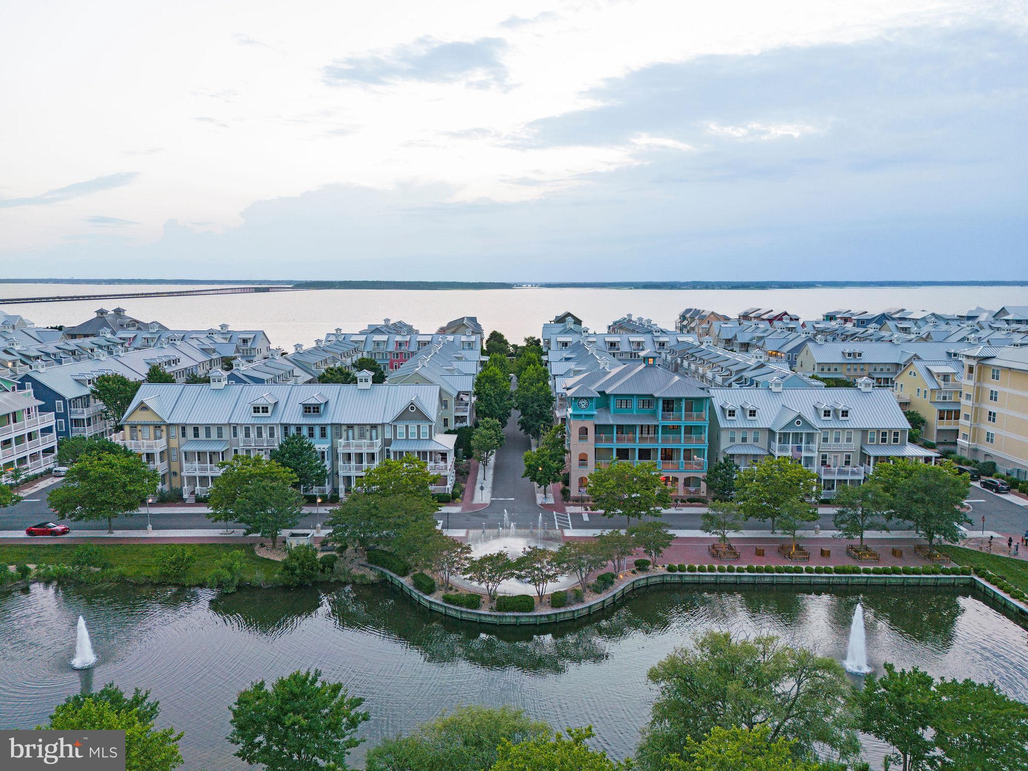 6 HIDDEN COVE WAY 5E