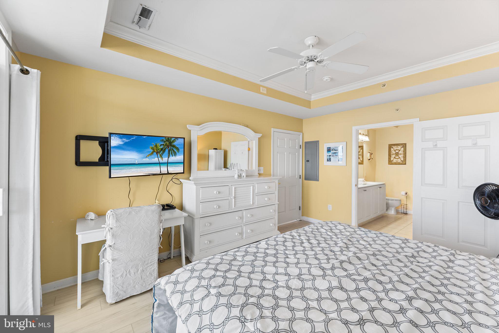 6 HIDDEN COVE WAY 5E