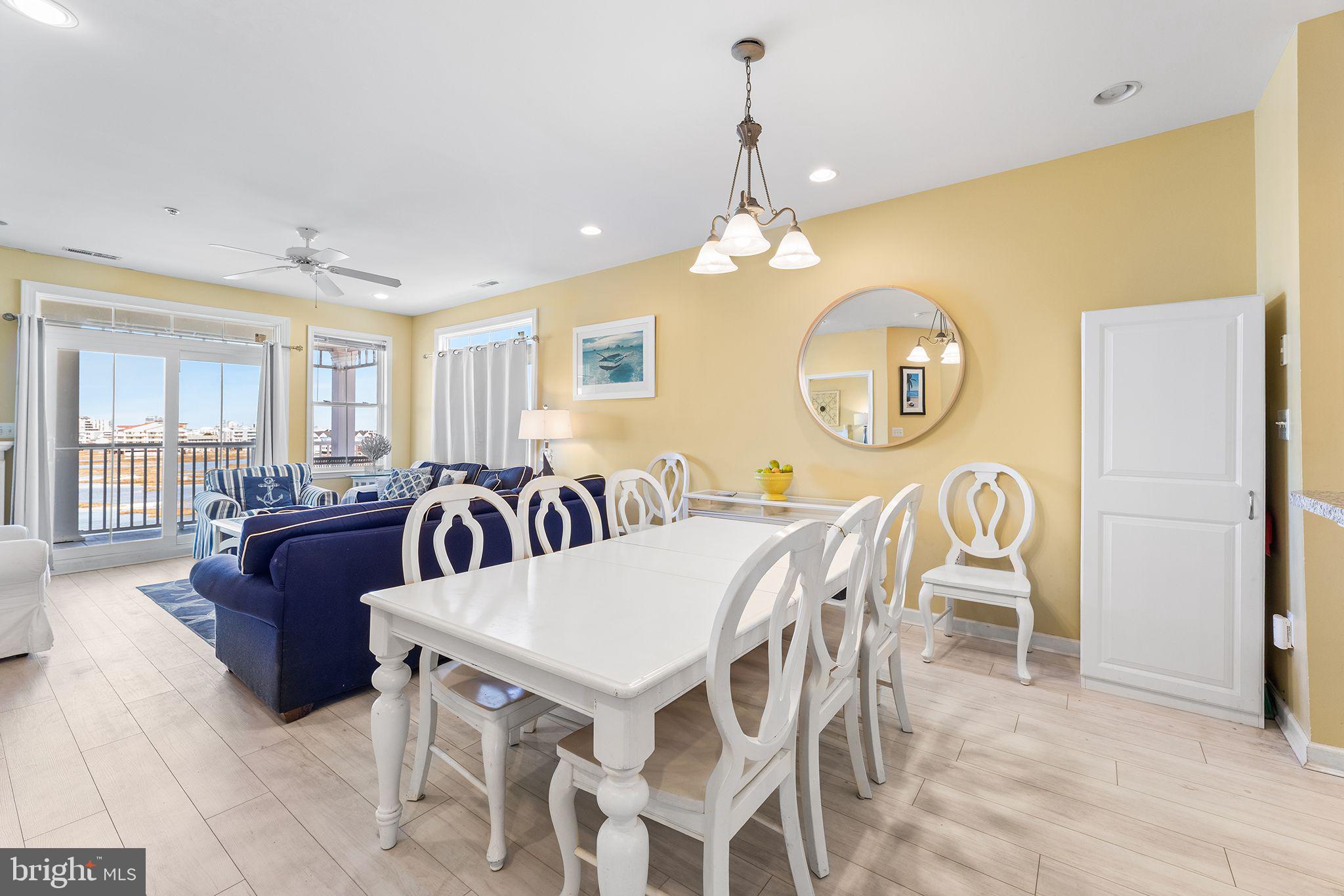 6 HIDDEN COVE WAY 5E