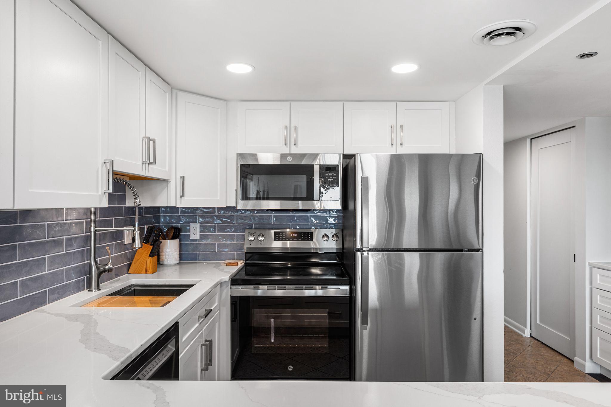 5801 ATLANTIC AVENUE 1001