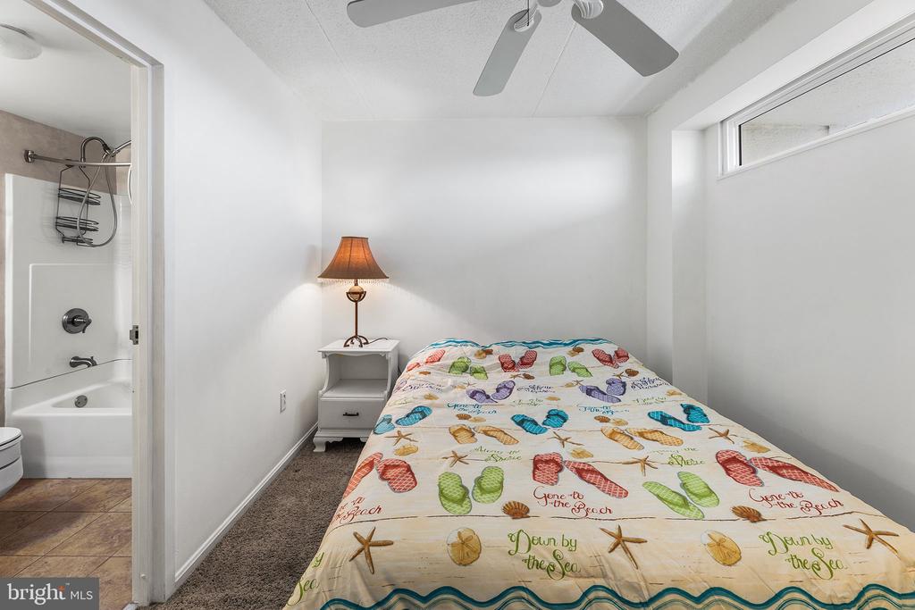 4711 COASTAL HIGHWAY 433