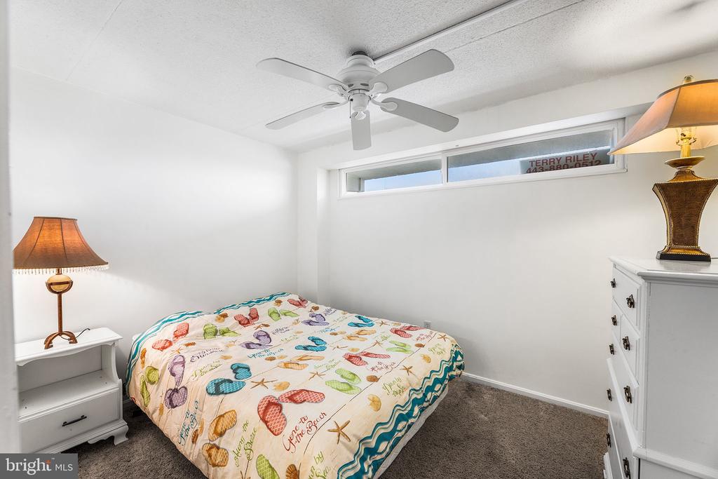 4711 COASTAL HIGHWAY 433