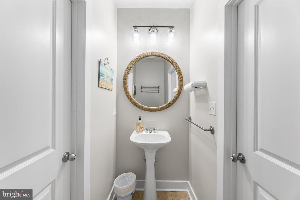 11 54TH STREET 203