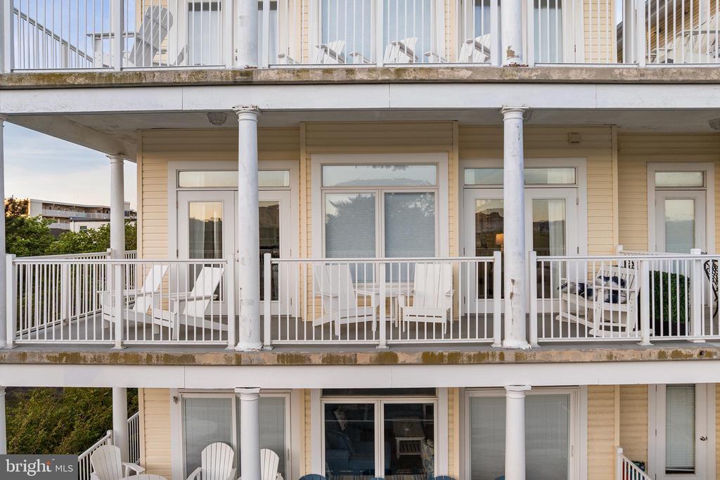 11 54TH STREET 203